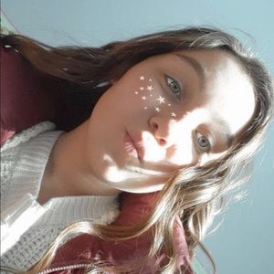 Meet your Posher, Alayna